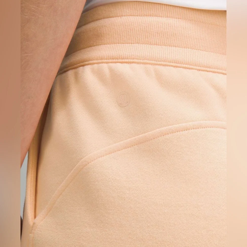 🆕 Lululemon Scuba High-Rise Short 5